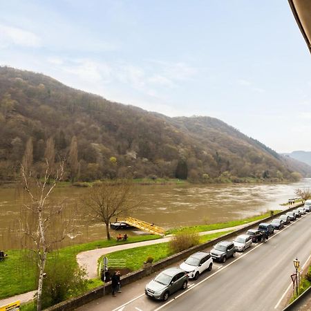 Appartement Haus Blaue Traube mit moselblick und privat terrasse à Ediger-Eller Extérieur photo