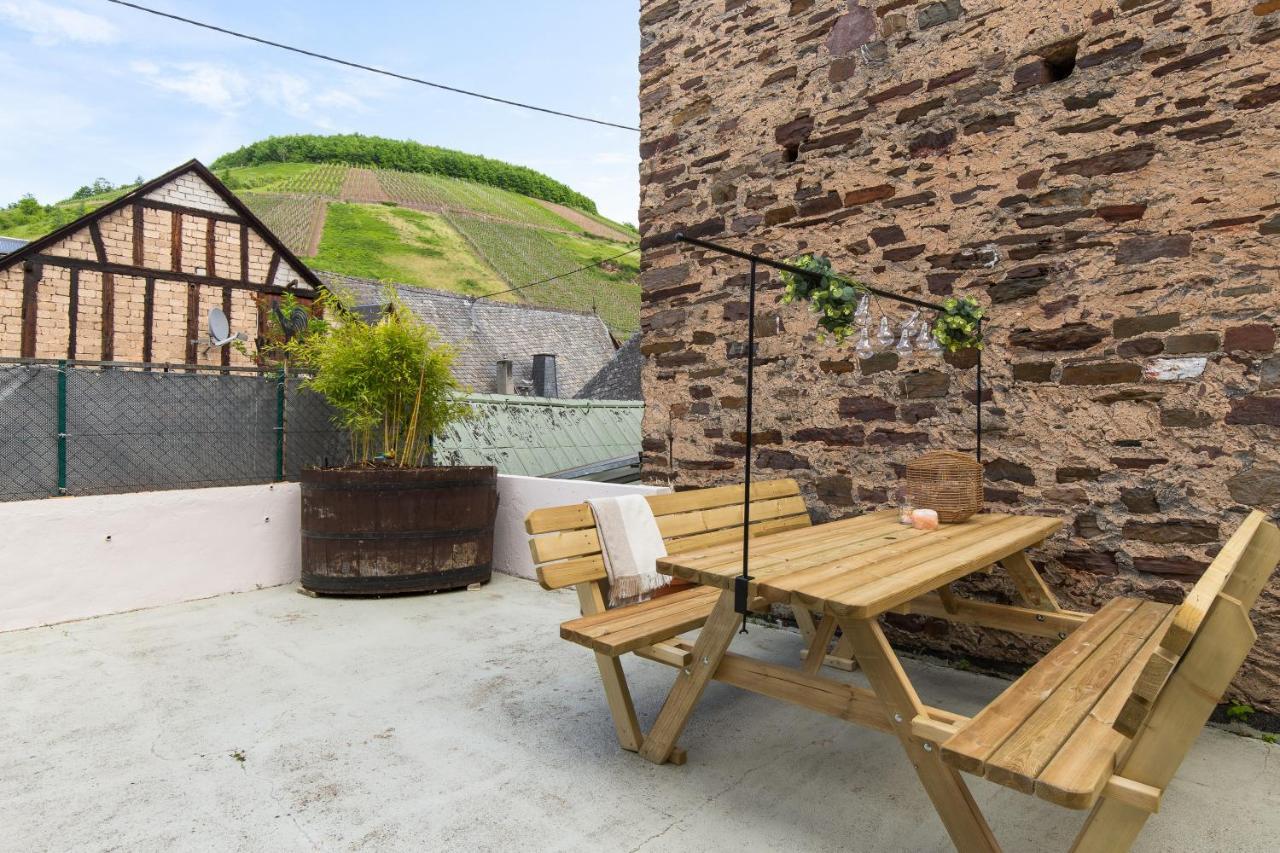 Appartement Haus Blaue Traube mit moselblick und privat terrasse à Ediger-Eller Extérieur photo
