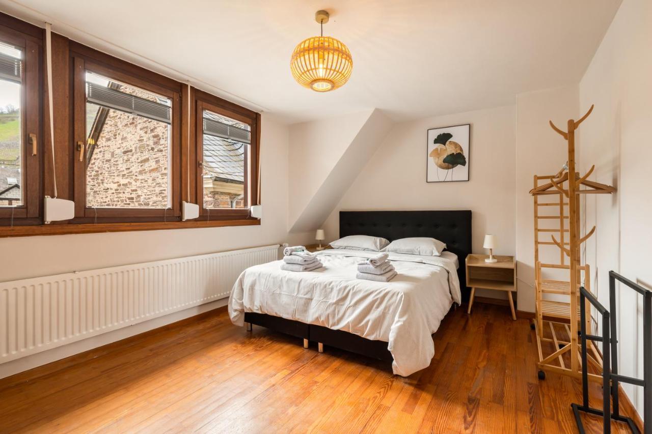 Appartement Haus Blaue Traube mit moselblick und privat terrasse à Ediger-Eller Extérieur photo